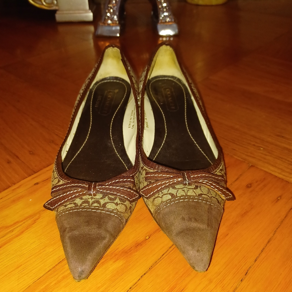 Coach Women's Signature Kitten Heels In Signature Print With Bow In Brown - Picture 2 of 8